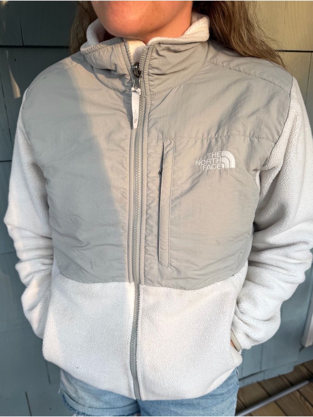The North Face Womens Denali Two-Tone Gray & White Fleece Jacket